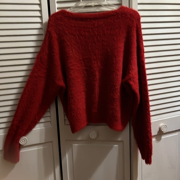 On 12th Fuzzy Thick Winter Sweater with Blings Fringes Size L - Picture 7 of 9